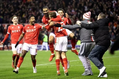 Đá bay Arsenal, Nottingham Forest tạo địa chấn FA Cup