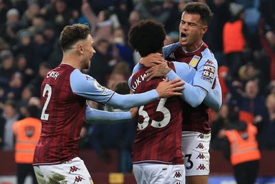 Kết quả Ngoại hạng Anh, Aston Villa 2-2 M.U: Coutinho tỏa sáng, 'Quỷ đỏ' chao đảo