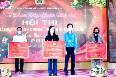 Gia Lai: 39 đội tham gia hội thi gói bánh tét, bánh chưng "Hương vị ngày xuân", Báo Gia Lai đạt giải Nhì