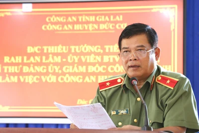 Lãnh đạo Công an tỉnh làm việc với Công an huyện Đức Cơ