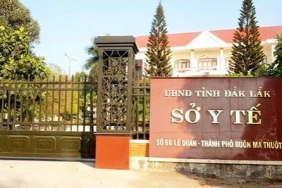 Truy tố nguyên Giám đốc Sở Y tế Đak Lak và 15 thuộc cấp