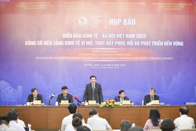 Đánh giá toàn diện thực trạng nền kinh tế Việt Nam 9 tháng qua và dự báo năm 2022