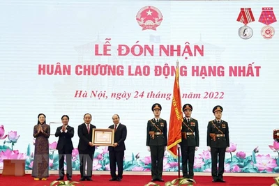 Lãnh đạo Đảng, Nhà nước dự Lễ kỷ niệm 30 năm tái lập Văn phòng Chủ tịch nước