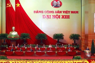 'Thể hiện tầm nhìn, gắn kết trong lãnh đạo nhiệm vụ bảo vệ Tổ quốc'