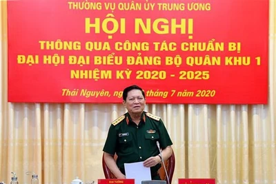 Thường vụ Quân ủy Trung ương làm việc tại Bộ Tư lệnh Quân khu 1