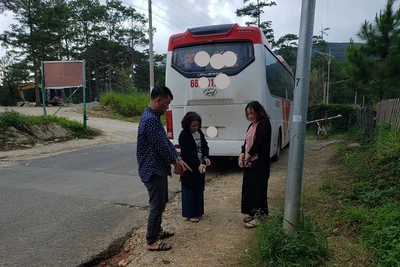 Thuê ô tô lên Đà Lạt móc túi du khách