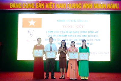 Chư Sê: Tổng kết 5 năm đề án tăng cường tiếng Việt cho trẻ mầm non và học sinh tiểu học vùng DTTS