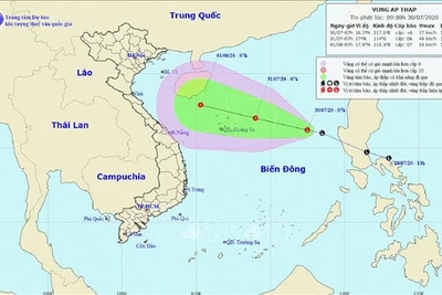 Áp thấp trên biển Đông di chuyển theo hướng Tây Tây Bắc