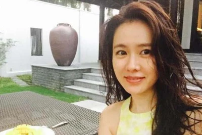 Son Ye Jin và loạt sao Hàn say mê cảnh sắc Đà Nẵng