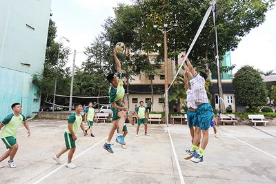 Khai mạc vòng loại môn bóng đá và bóng chuyền nam bảng B Hội thao Công an tỉnh Gia Lai