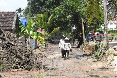 Người dân Chư A Thai tự nguyện hiến đất làm đường