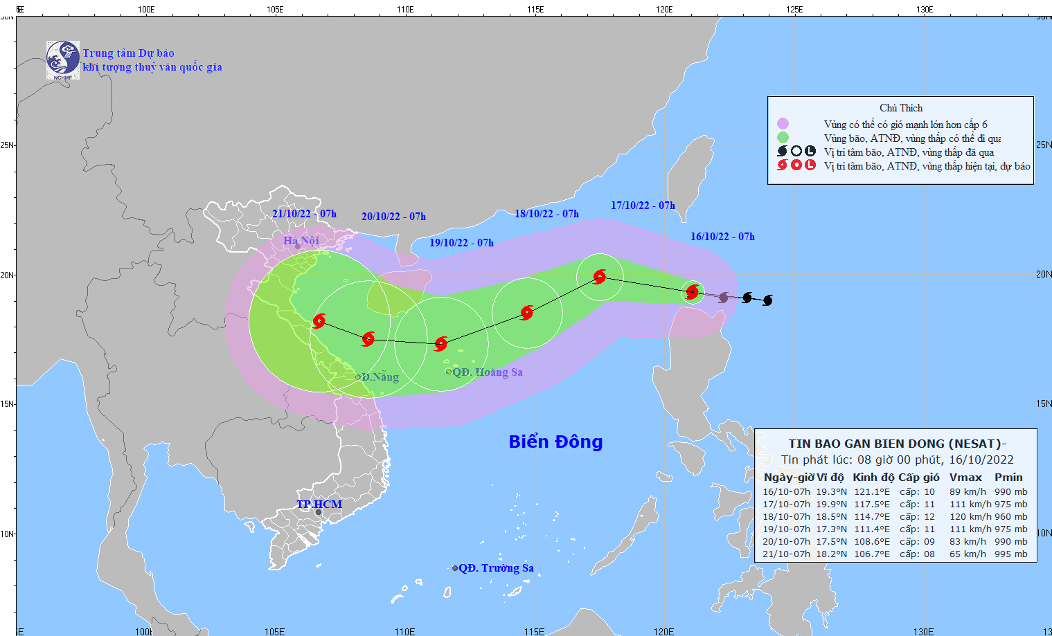 Bão NESAT vào biển Đông, diễn biến phức tạp