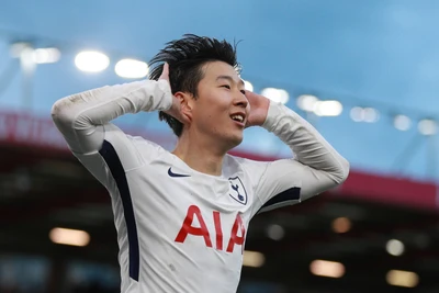 Son Heung-Min lập cú đúp, Tottenham đè bẹp Bournemouth tại Vitality