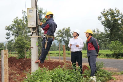 Gia Lai: Đảm bảo an toàn lưới điện mùa mưa bão