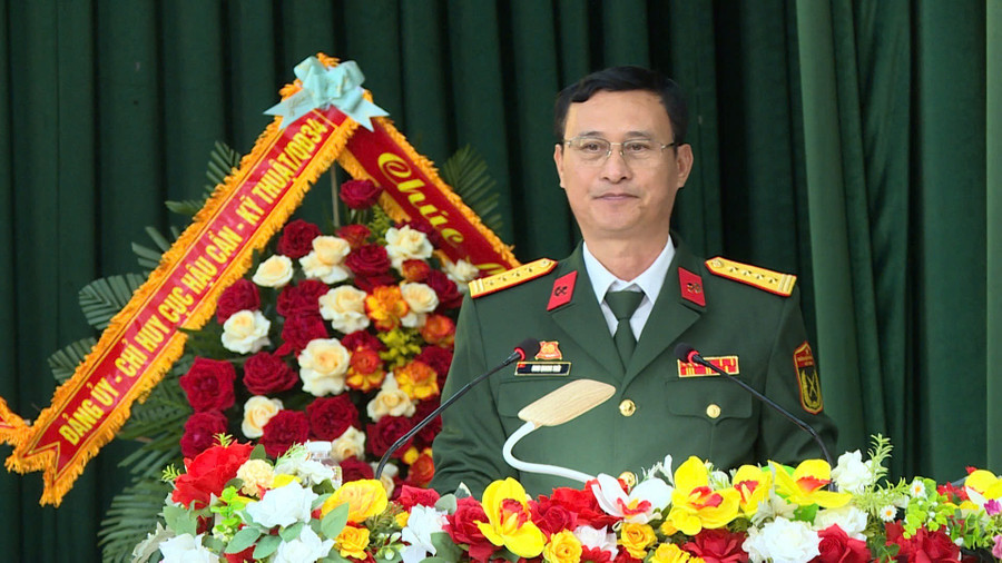 Colonel Dinh Quang Thai, Commander of the 7th Engineering Brigade, delivered a speech at the ceremony. Photo: Minh Trung dai-ta-dinh-quang-thai-lu-doan-truong-lu-doan-cong-binh-7-trinh-bay-dien-van-tai-buoi-le.jpg