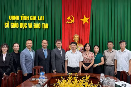 Gia Lai: Trao đổi về vấn đề hợp tác đào tạo tiếng Hoa và du học tại Đài Loan
