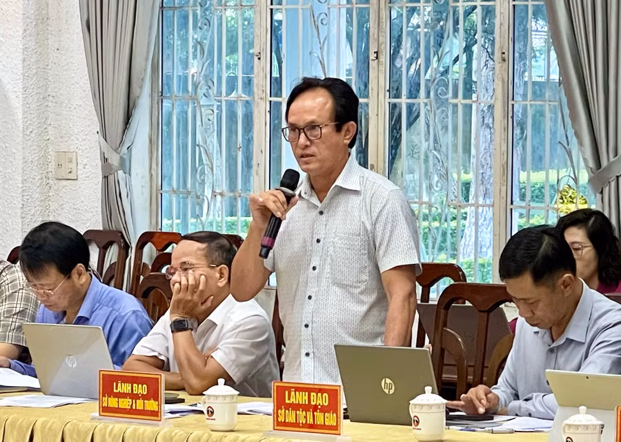 dai-dien-lanh-dao-so-nong-nghiep-va-moi-truong-de-xuat-mot-so-giai-phap-phat-trien-nong-nghiep-ung-dung-cong-nghe-cao-anh-vu-thao.jpg