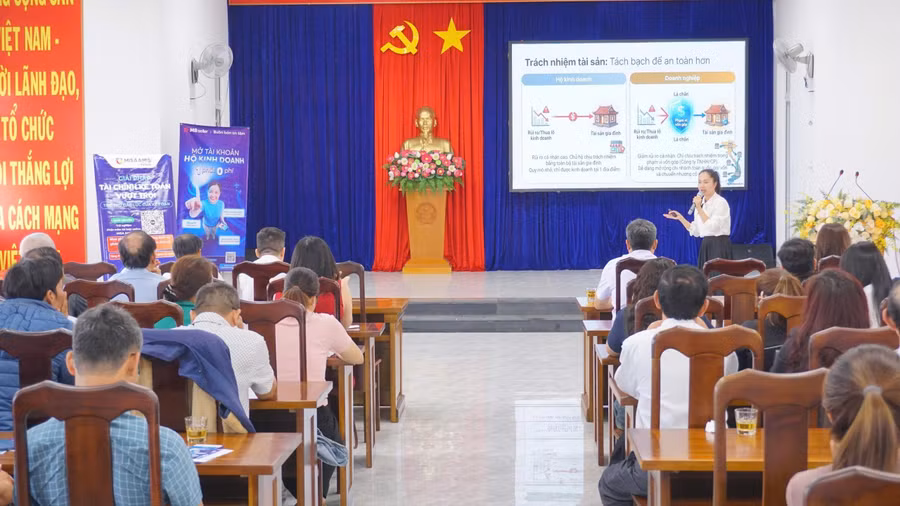 hoi-nghi-ho-tro-ho-kinh-doanh-chuyen-doi-thanh-doanh-nghiep-anh-vt.jpg