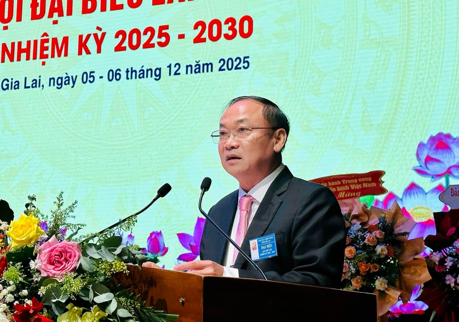 ທ່ານເລຂາທິການໃຫຍ່ຄະນະບໍລິຫານງານສູນກາງພັກແຂວງ ໄທ ໄດງອກ ກ່າວຄຳເຫັນທີ່ກອງປະຊຸມ. ພາບ: T.K bi-thu-tinh-uy-phat-bieu-chi-dao-tai-dai-hoi.jpg