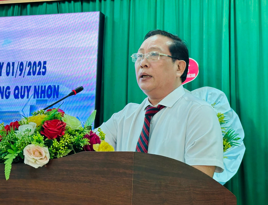 Bác sĩ Võ Ngọc Phải, Giám đốc Bệnh viện cho rằng việc triển khai bệnh án điện tử không chỉ thay đổi về hình thức lưu trữ hồ sơ bệnh án, mà là bước chuyển mình mạnh mẽ về phương thức quản lý, chăm sóc và điều trị. Ảnh: T.K img-9323.jpg
