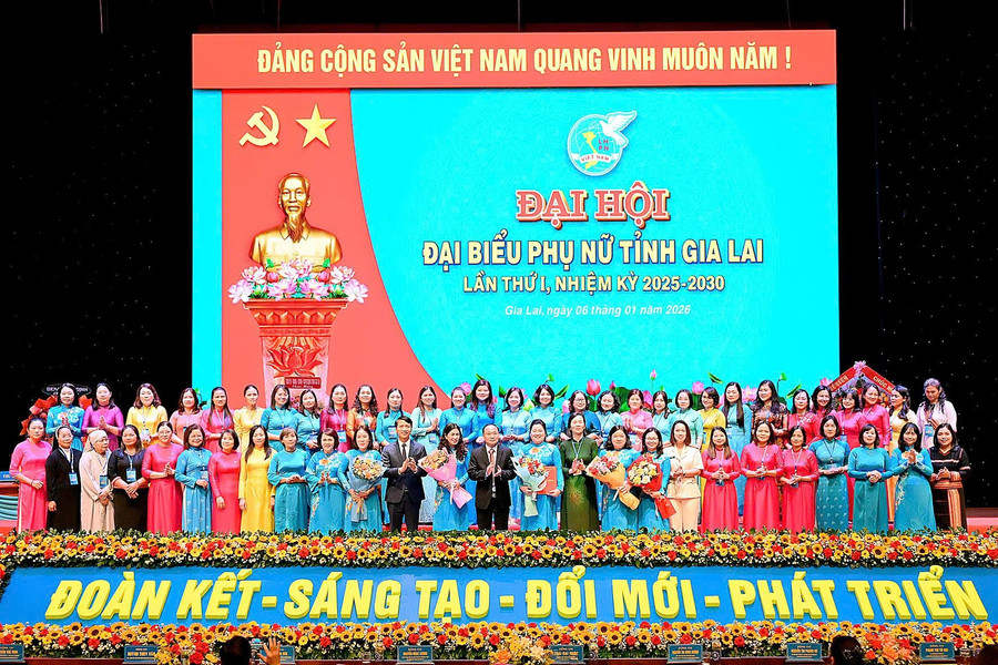 ra-mat-ban-chap-hanh-phu-nu.jpg