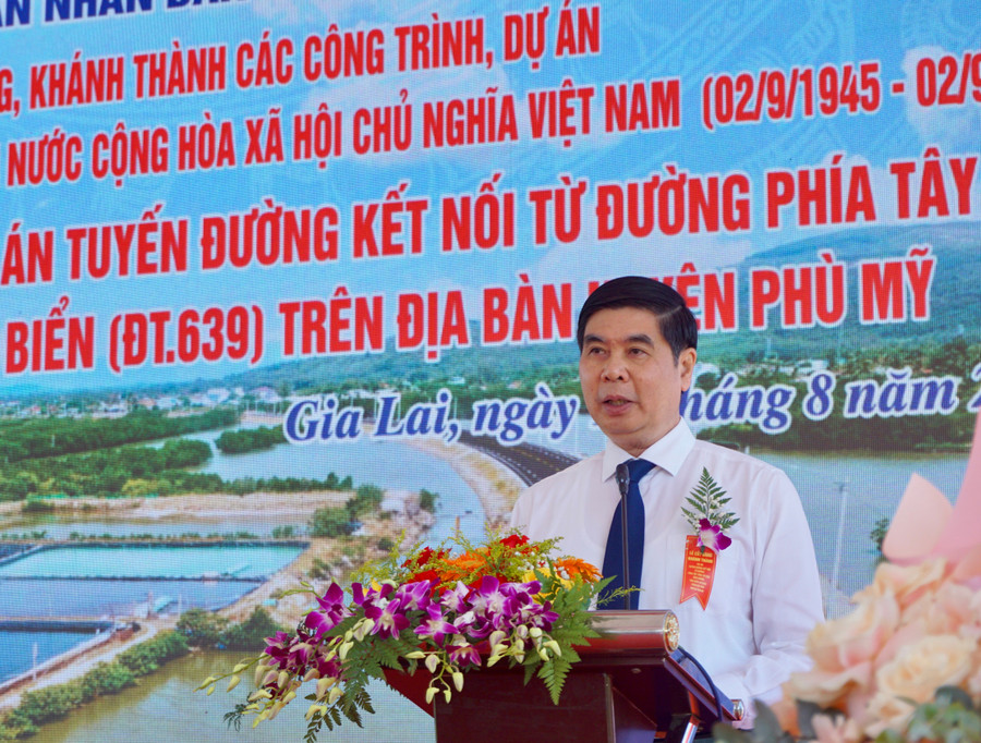 Phó Chủ tịch UBND tỉnh Lâm Hải Giang phát biểu tại buổi Lễ. Ảnh: T.K Phó Chủ tịch UBND tỉnh Lâm Hải Giang phát biểu tại buổi Lễ. Ảnh: T.K