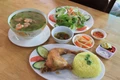 Cơm gà Dông Ưng: Hương vị bình dân níu chân thực khách