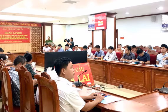 50 cán bộ, công chức, người lao động tham gia tập huấn nghiệp vụ PCCC và CNCH
