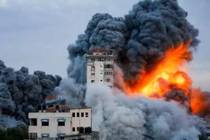 Đổ vỡ thỏa thuận ngừng bắn giai đoạn 1, Gaza, Trung Đông lại chìm trong lửa đạn 