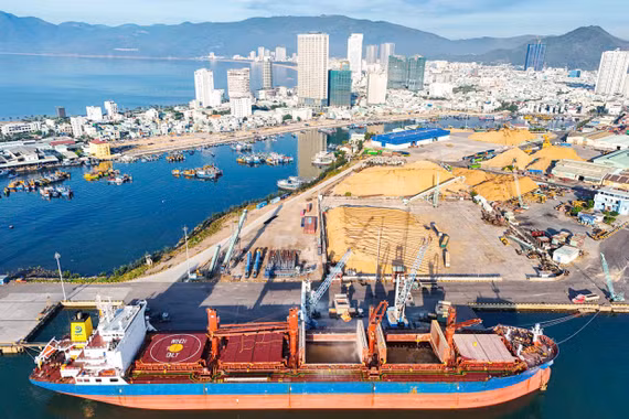 Cầu cảng số 1 Bến cảng Quy Nhơn đón tàu trọng tải đến 85000 DWT theo Quyết định 1634