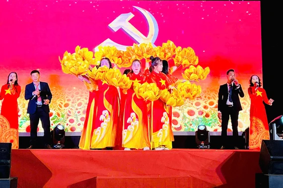 Phường An Phú tổ chức chương trình văn nghệ mừng Đảng, mừng Xuân Bính Ngọ 2026.