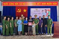 Công an xã Al Bá ra mắt mô hình “Mẹ đỡ đầu” hỗ trợ học sinh nghèo