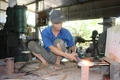 Giữ lửa nghề rèn ở phường An Bình. Ảnh: Ngọc Minh