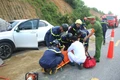 Thực tập phương án cứu nạn, cứu hộ sạt lở đất đá tại đường tránh thị xã An Khê. Ảnh: Hà Bắc