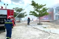 Thực tập phương án chữa cháy tại Trường THPT Nguyễn Trãi. Ảnh: Hà Bắc