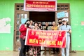 Những chuyến xe nghĩa tình Gia Lai hỗ trợ bà con vùng lũ Nghệ An