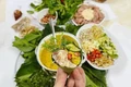 Hấp dẫn gỏi cá mè Quan Sơn