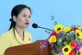 Phó Trưởng đoàn chuyên trách đoàn ĐBQH tỉnh Siu Hương trả lời kiến nghị cử tri.
