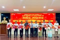 Trao quyết định bổ nhiệm cho các trưởng phòng, giám đốc các đơn vị trực thuộc Ban Quản lý khu kinh tế tỉnh.