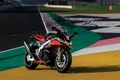 Mô tô thể thao đỉnh cao Aprilia RSV4 có giá 885 triệu đồng