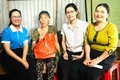 Hội Liên hiệp phụ nữ xã Ia Pnôn thường xuyên thăm hỏi, động viên hội viên phụ nữ lúc khó khăn. Ảnh: Hồng Thương
