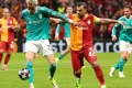 Liverpool lại thua sốc ở Thổ Nhĩ Kỳ, Galatasaray bay bổng với 'Super Mario'