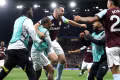 Aston Villa đại thắng Nottingham Forest, vào chung kết Europa League sau 44 năm