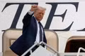 Ông Trump dọa đánh thuế Canada vì để khói cháy rừng bay sang Mỹ