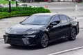 Toyota Camry hybrid giảm giá tại Việt Nam từ 1/7