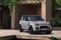 "Xe chơi" Defender Vertex bản mới sắp về Việt Nam có gì đặc biệt?