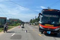 Hiện trường vụ tai nạn trên quốc lộ 1A qua địa bàn xã Phù Mỹ sáng 12-10.