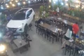 Ô tô lao vào quán nhậu ở xã Bình Dương khiến người phụ nữ tử vong.