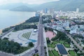 Các điểm, tuyến đường hướng về Quảng trường Nguyễn Tất Thành sẽ được phân luồng, tạm cấm phương tiện để phục vụ tổ chức chương trình nghệ thuật đặc biệt chào mừng thành công Đại hội đại biểu Đảng bộ tỉnh Gia Lai lần thứ I. Ảnh: H.P