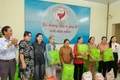 Trao tặng 50 suất quà cho các hộ khó khăn ở Quy Nhơn